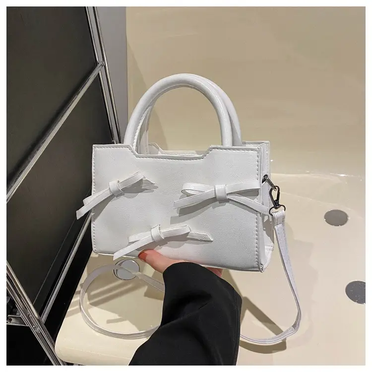 White Bow Shoulder Bag 2024 New Arrival — feature 25