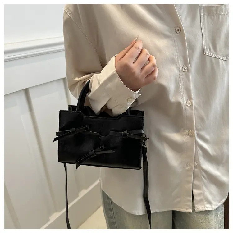 White Bow Shoulder Bag 2024 New Arrival — feature 8