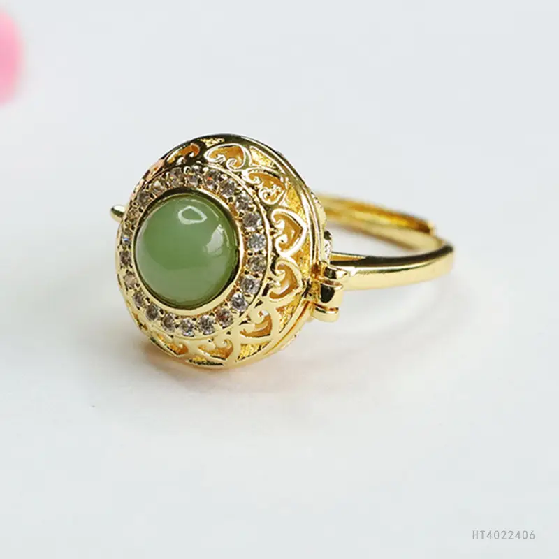 Guan Yu Jade Ring with Emerald Center & Gold Plated - Image 3