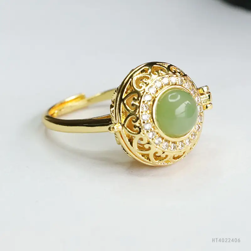 Guan Yu Jade Ring with Emerald Center & Gold Plated — feature 9