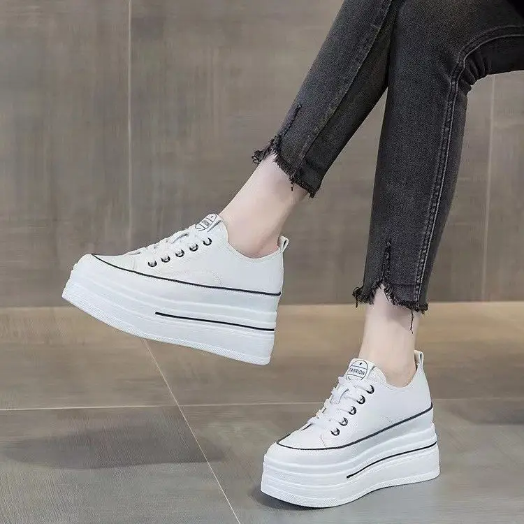 Women's Height-Increasing White Sneakers 2024 Spring New Round-Toe Lace-Up Breathable Student Height-Increasing Casual Platform Shoes with High Heels - Image 5