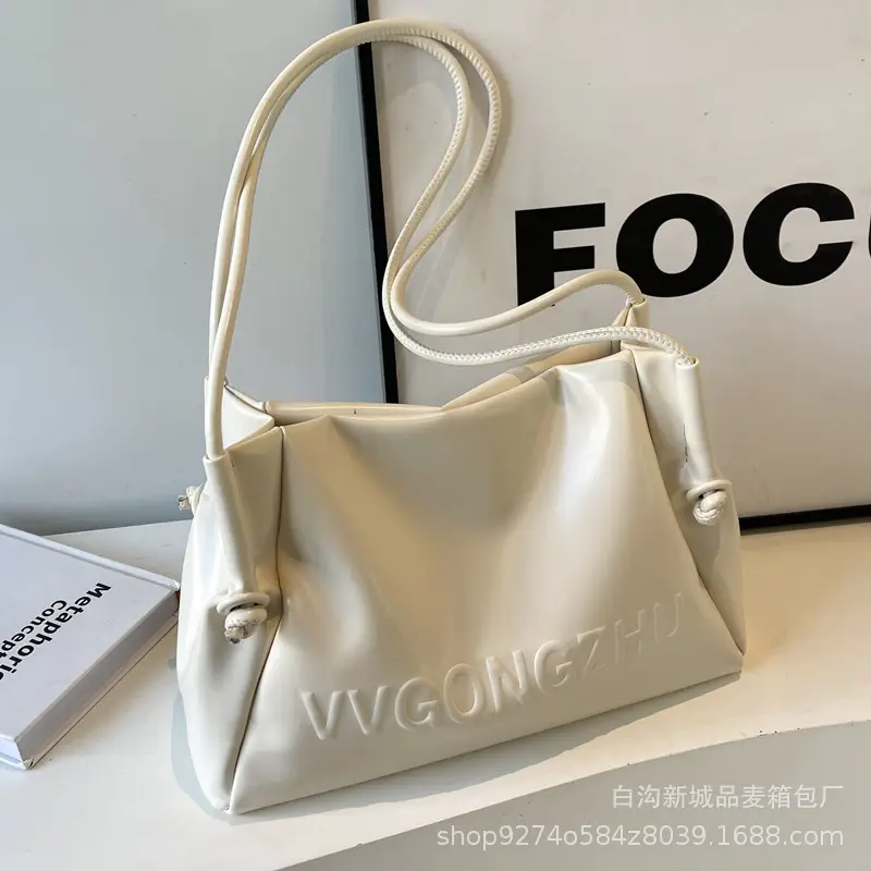 White Minimalist Shoulder Bag for Women 2026