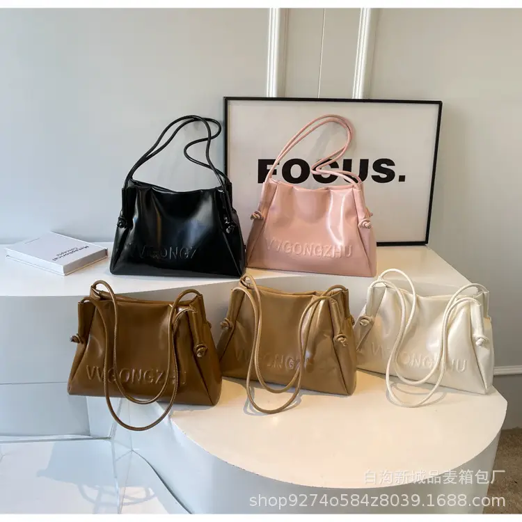White Minimalist Shoulder Bag for Women 2026 — feature 14