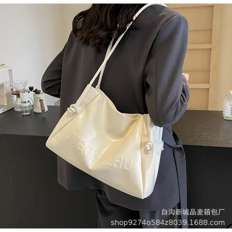 White Minimalist Shoulder Bag for Women 2026 — feature 19