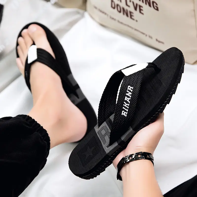 Flip-Flops for Men, Men's Flip-Flops, Beach Slippers, Casual Summer Trendy Non-Slip Personalized Outdoor Slippers