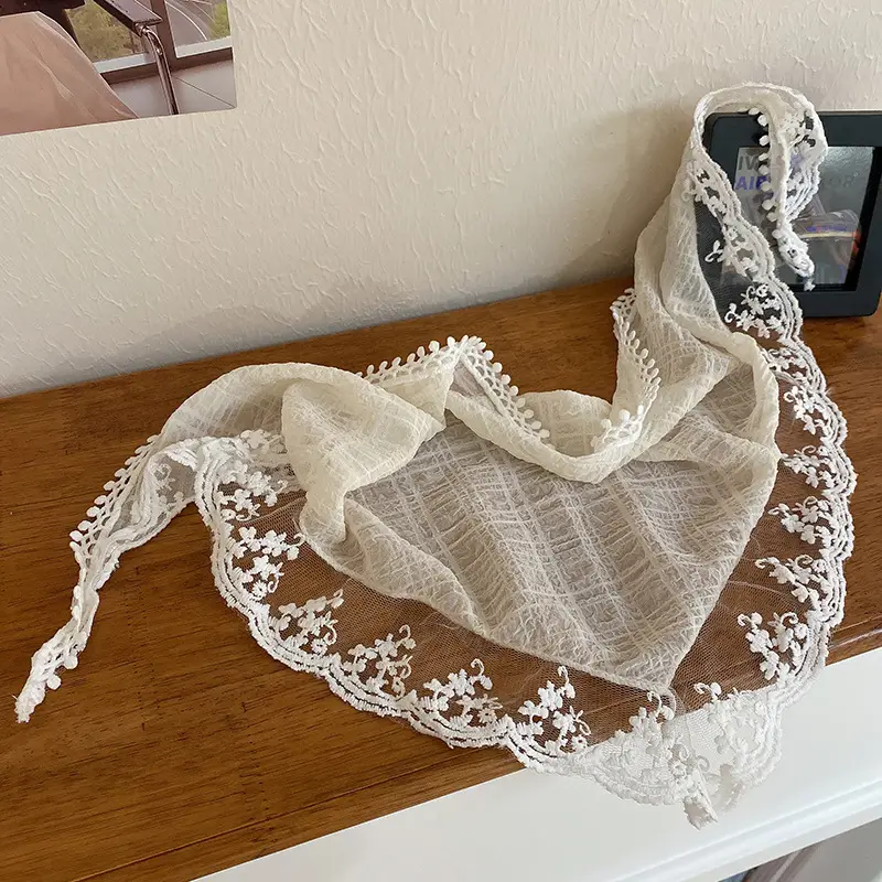 White Lace Triangle Hair Band with Silk Scarf Design - Image 8