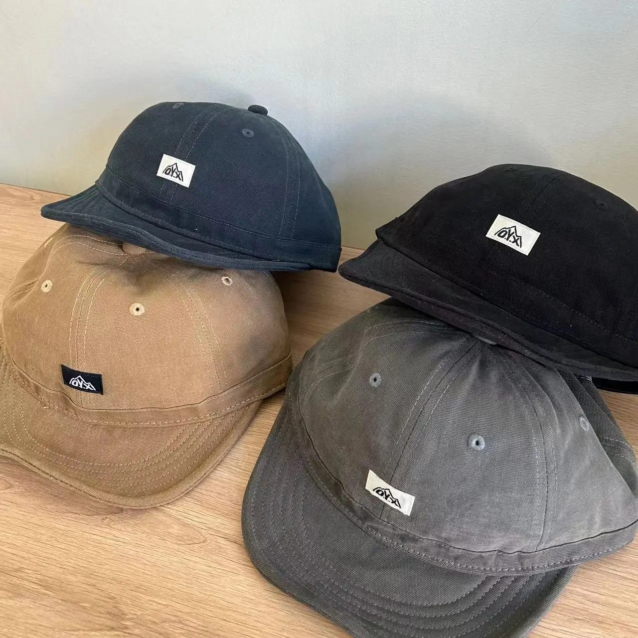 Men Retro Cap Black Brown Grey No Brand Tag — feature 3