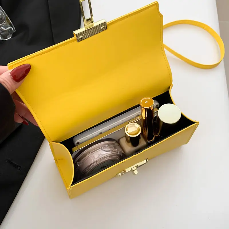 Black Lock Shoulder Messenger Bag for Women - Image 7