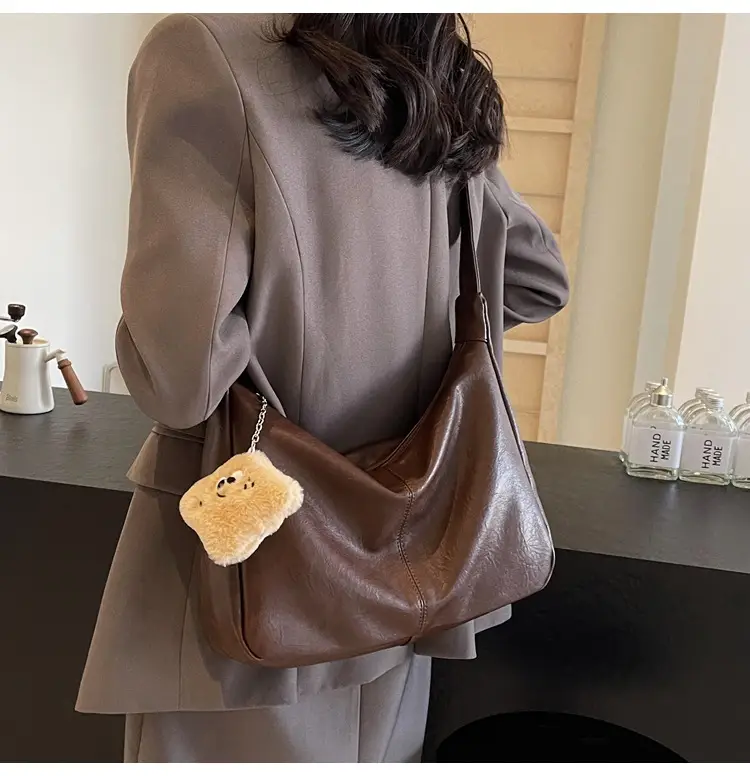 Women Retro Crossbody Tote Bag Soft Leather 2024 — feature 10