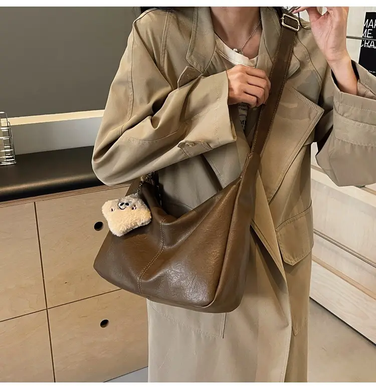 Women Retro Crossbody Tote Bag Soft Leather 2024 — feature 13