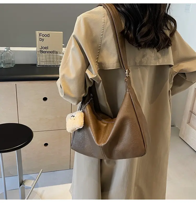 Women Retro Crossbody Tote Bag Soft Leather 2024 — feature 14