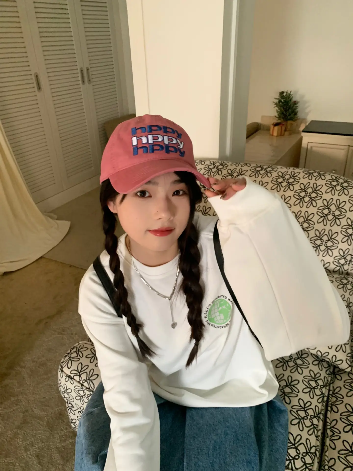 Women Retro Letter Cap Wide Brim Baseball Cap — feature 11