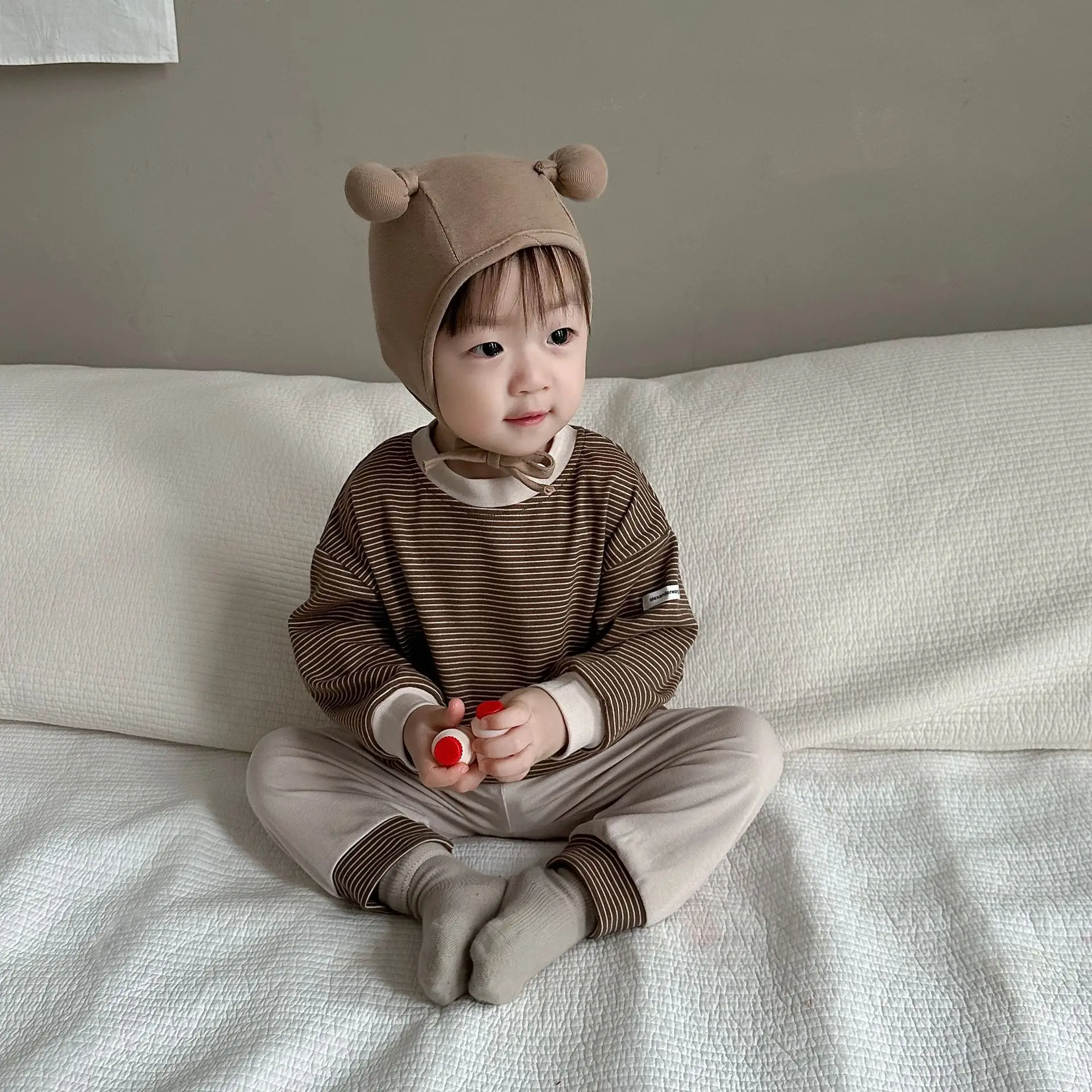 Kids Korean Style Brown Striped T-Shirt & Pants Suit — feature 3