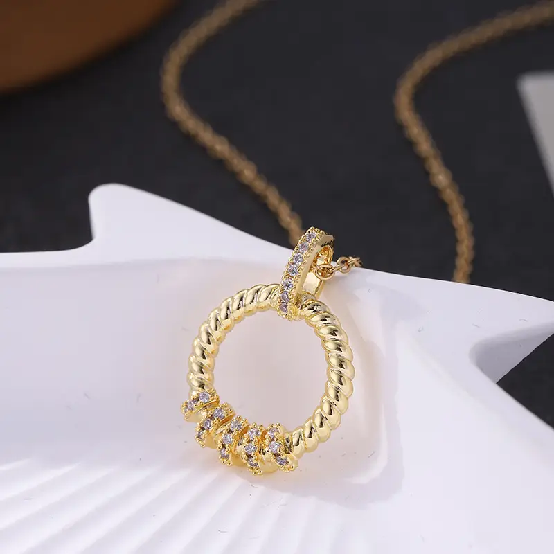 Gold Geometric Ring Necklace for Women — feature 4