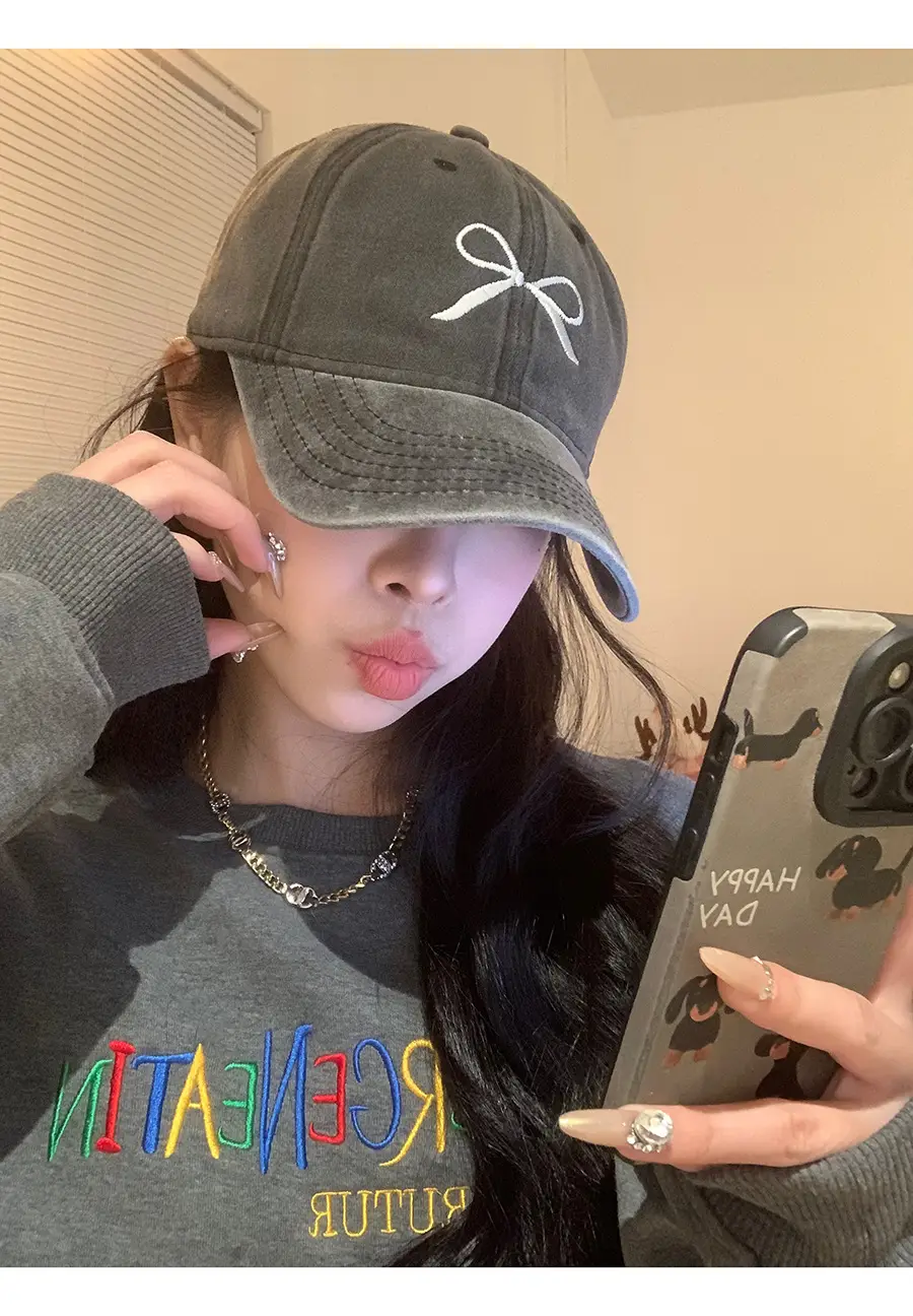 Bowknot Embroidered Women's Baseball Cap 2026 — feature 4