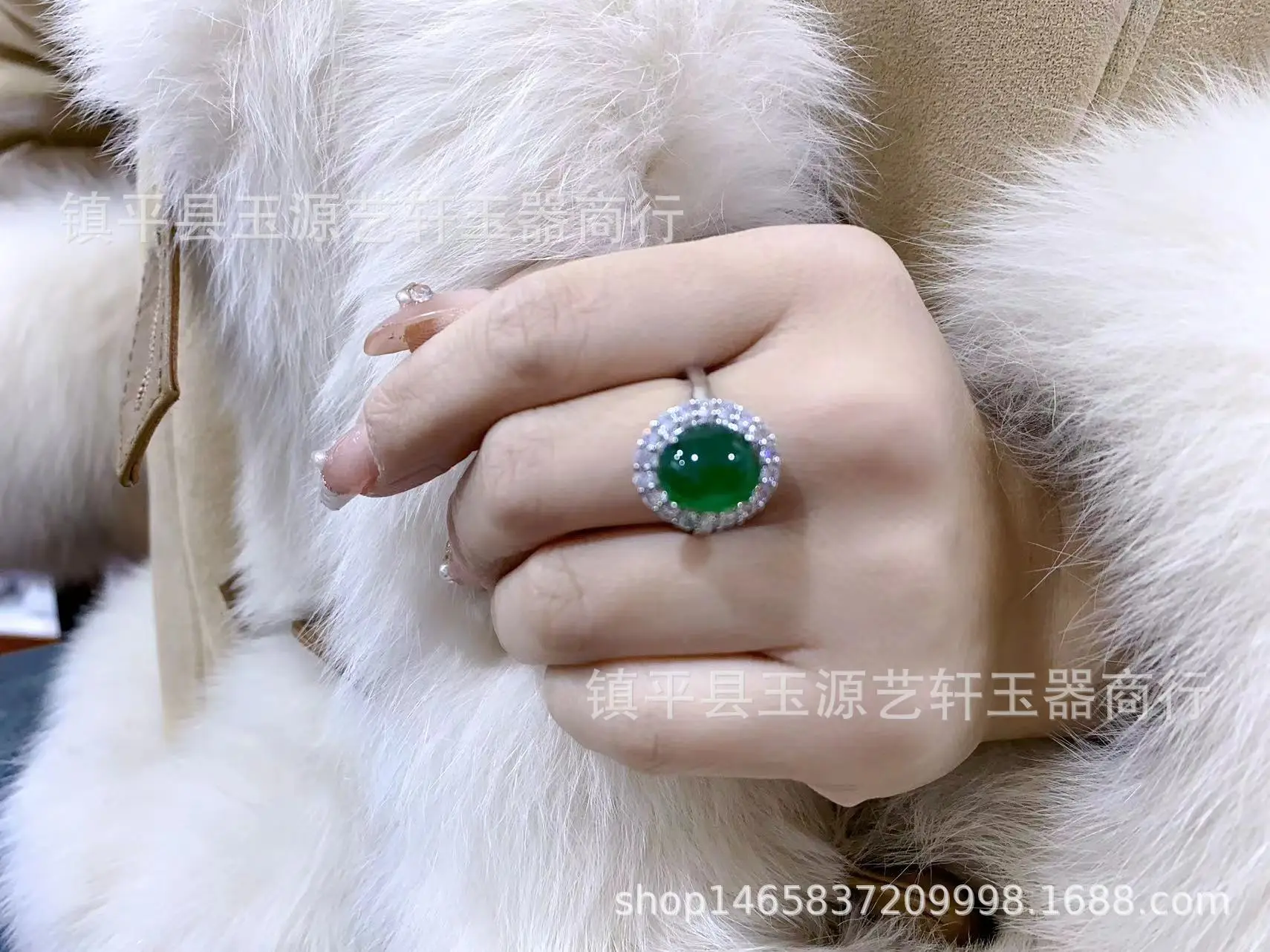 Yang Green Natural Chalcedony Ring for Girlfriend New Design — feature 1