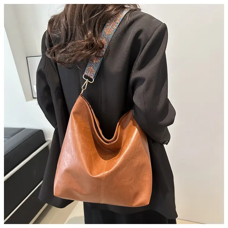 Pink Large Capacity Women's Shoulder Crossbody Bag — feature 12