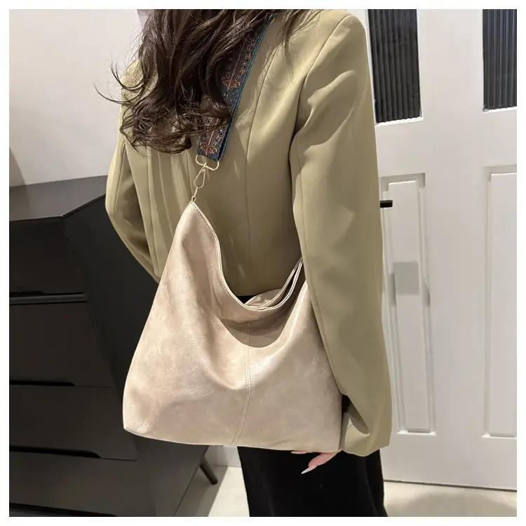 Pink Large Capacity Women's Shoulder Crossbody Bag — feature 14
