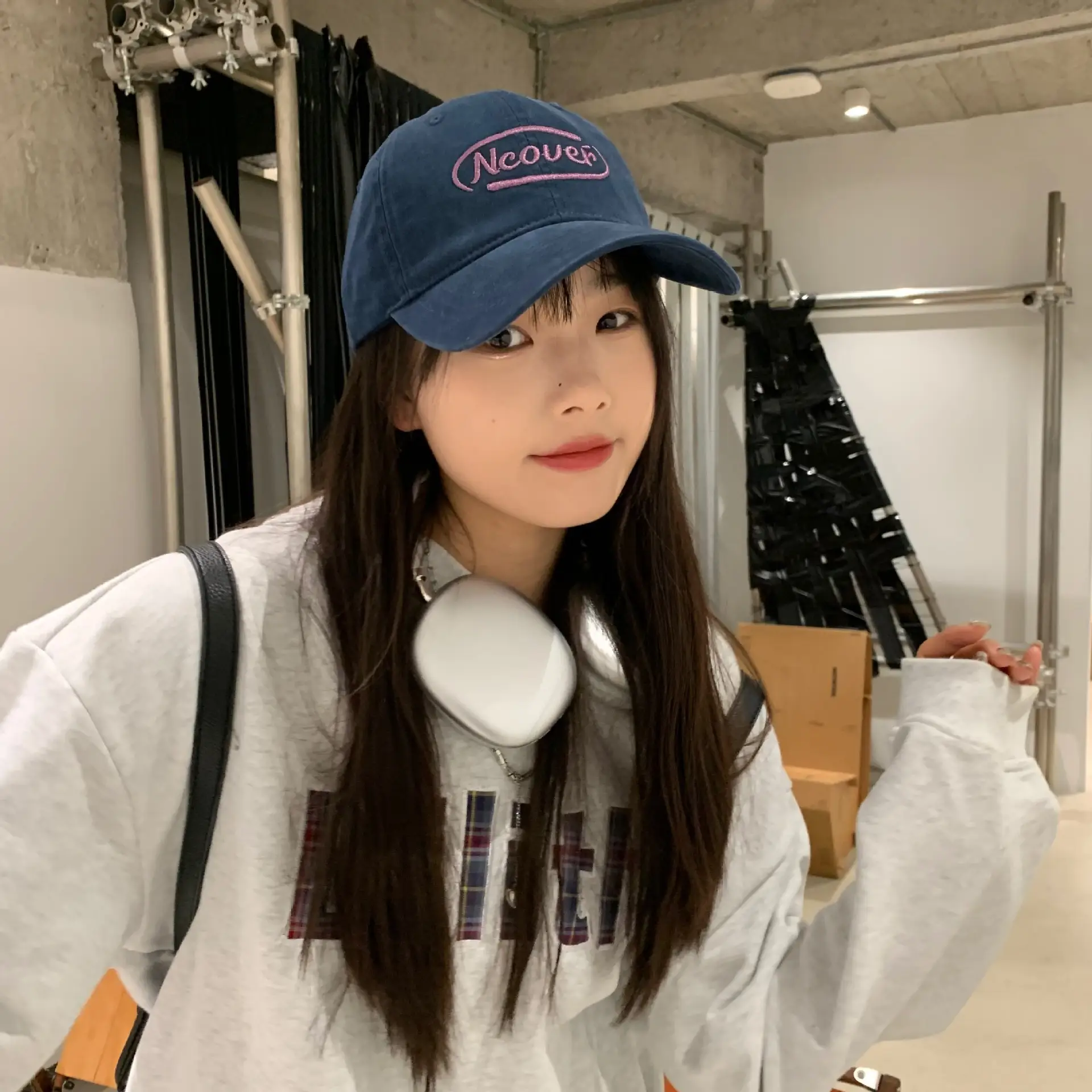 Black Letter Embroidered Baseball Cap for Women — feature 13