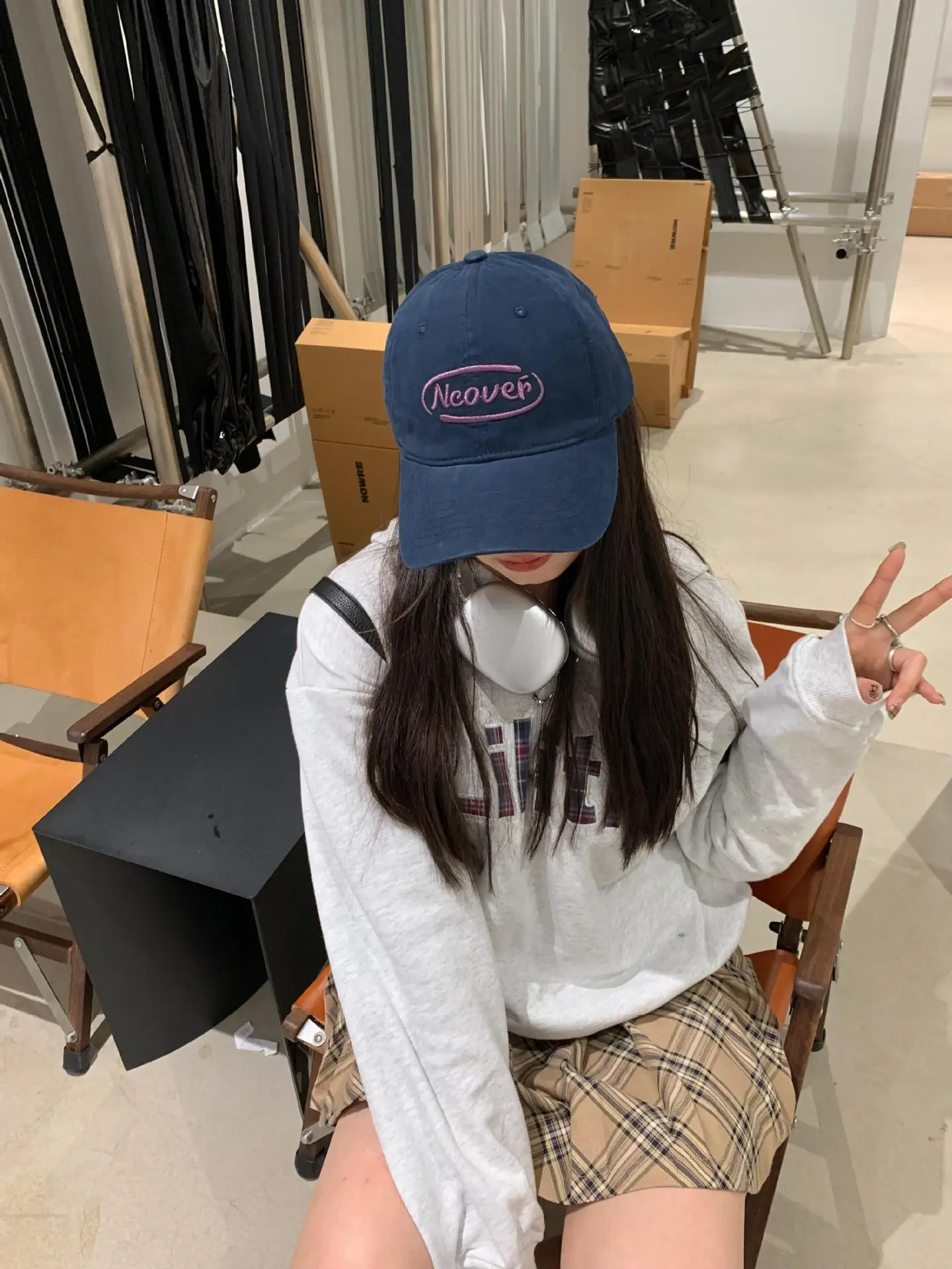 Black Letter Embroidered Baseball Cap for Women — feature 14