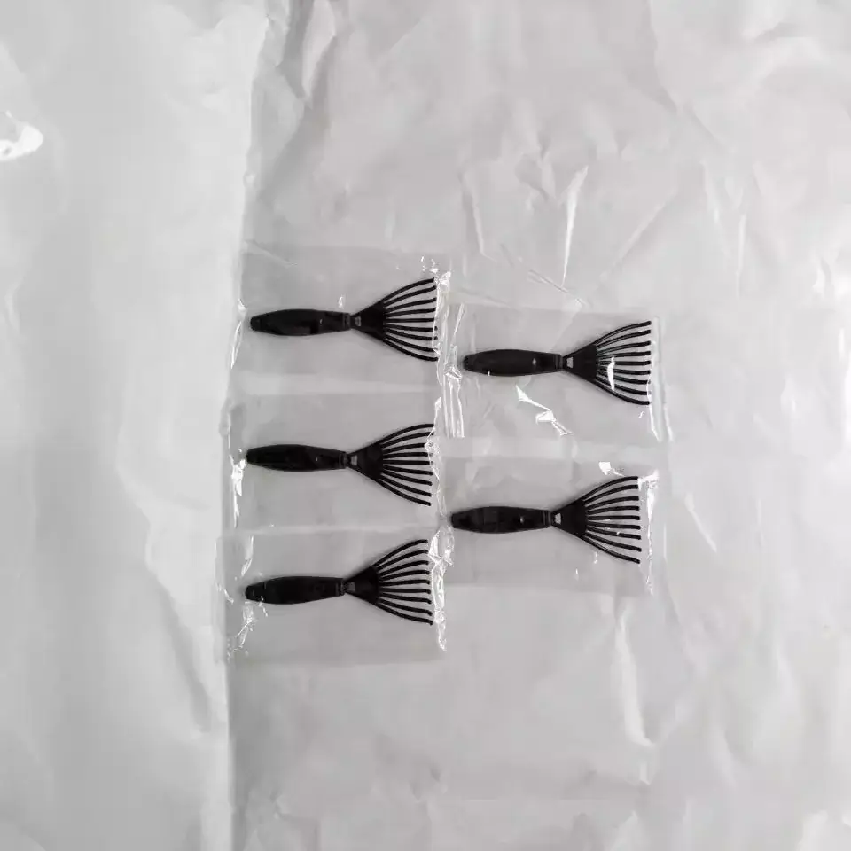 Black Comb Cleaning Brush for Hair Care - Image 4