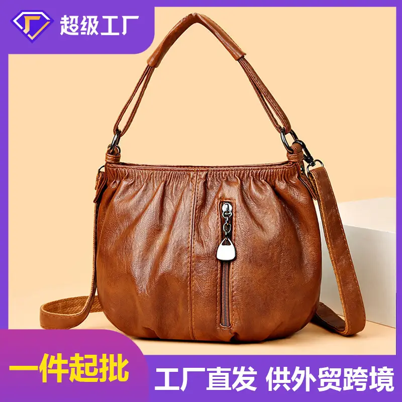 Brown Leather Crossbody Bag with Detachable Strap - Image 4