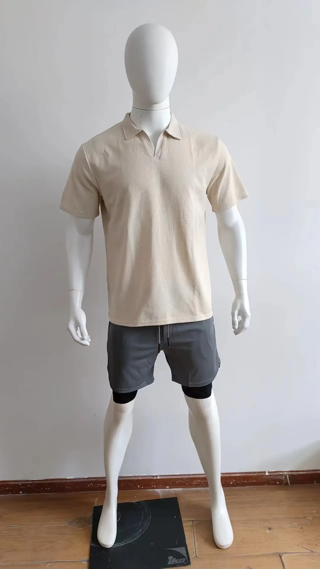 Men's Grey V-Neck Waffle Polo Shirt Short Sleeve — feature 38