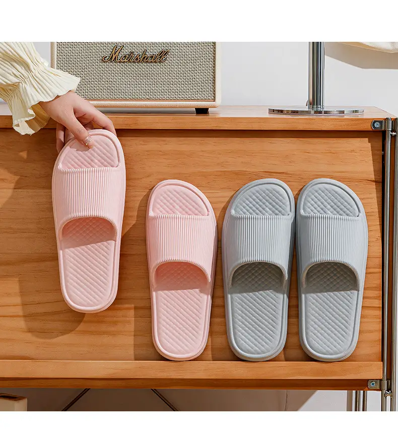 Casual Stripesd Sandals for Women, Summer Home Use, Indoor Bathroom Slippers, Lightweight Non-Slip Couple Slippers for Men — feature 12