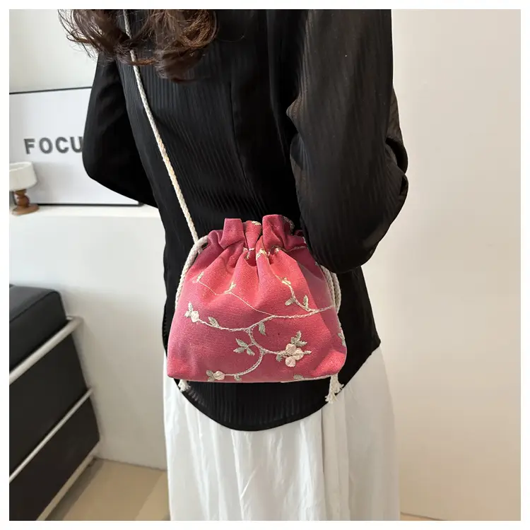 Women's Black Drawstring Shoulder Messenger Bag 2024 — feature 15
