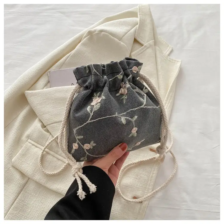 Women's Black Drawstring Shoulder Messenger Bag 2024 — feature 22