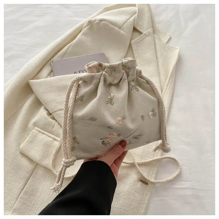 Women's Black Drawstring Shoulder Messenger Bag 2024 — feature 23