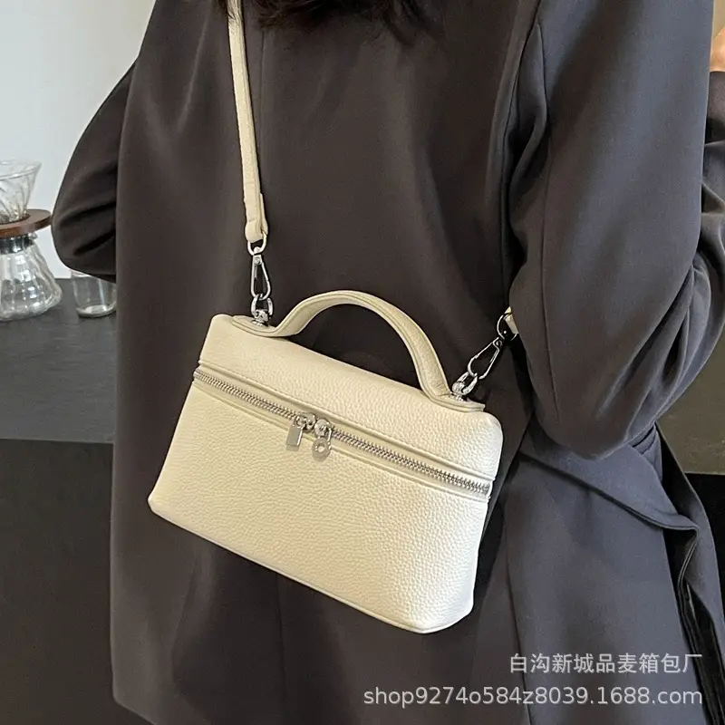 Women's Brown Leather Shoulder Bag 2026 New Style - Image 7