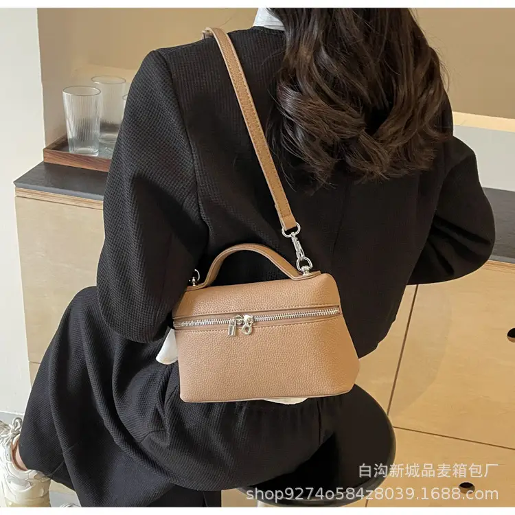 Women's Brown Leather Shoulder Bag 2026 New Style — feature 23