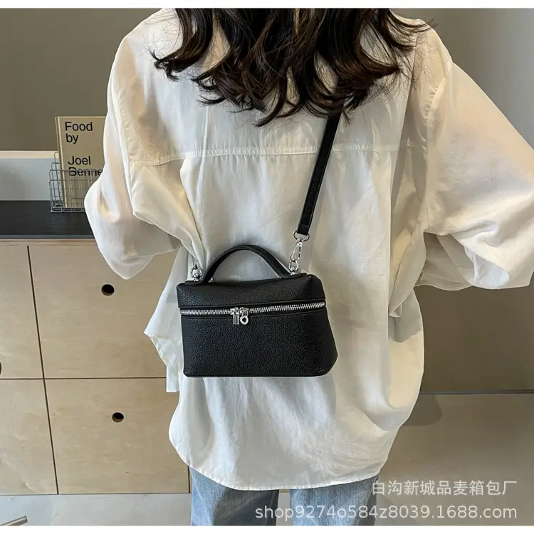 Women's Brown Leather Shoulder Bag 2026 New Style — feature 26