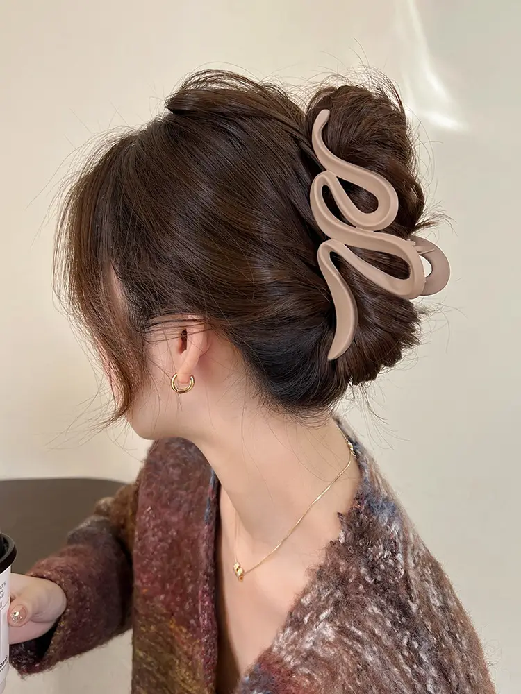 Frosted Shark Clip Hairpin for Women 2024 - Image 4