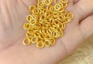 3D Hard Gold Spacer Disc Jewelry for Women — feature 3