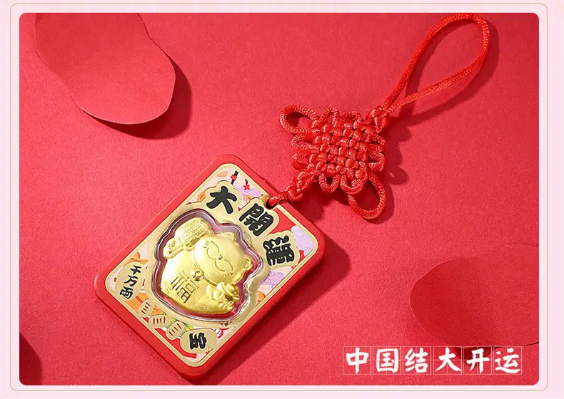 Gold Lucky Cat Pendant New Year's Gift Jewelry — feature 3