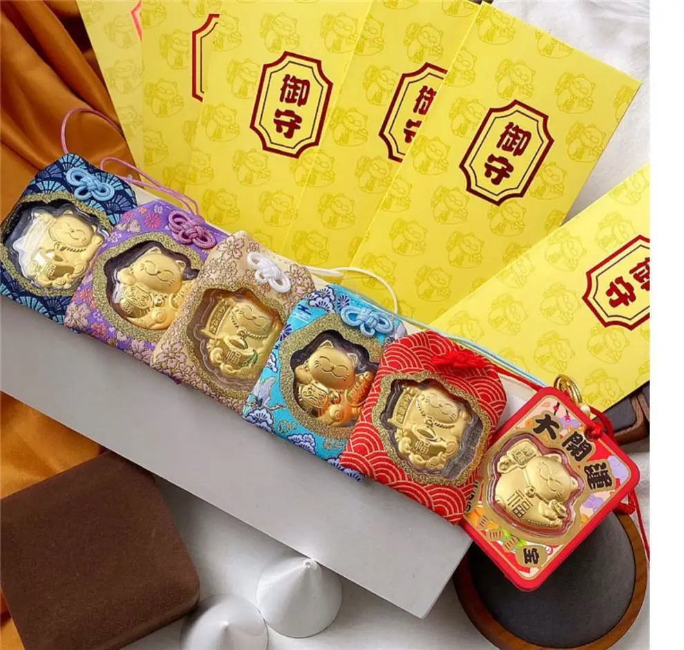 Gold Lucky Cat Pendant New Year's Gift Jewelry — feature 6