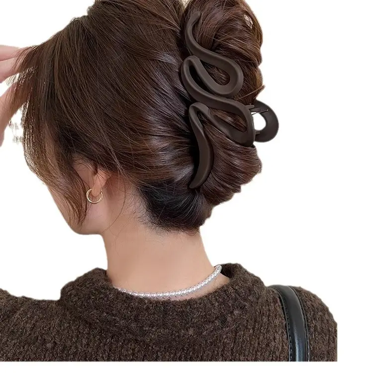 Frosted Wave Shark Hairpin for Women 2024 - Image 9