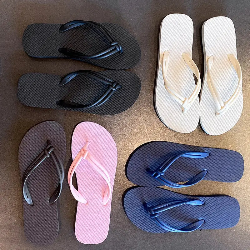 Women's Flip-Flops Beach Sandals 2025 Summer Ins Style Thong Sandals for Outdoor Wear Flat Sandals Women's Anti-Slip Flat Heel