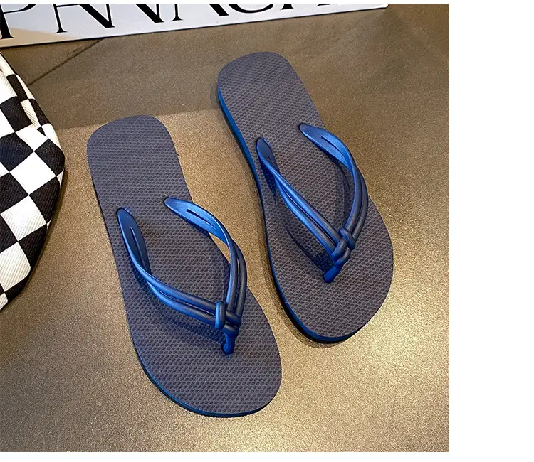 Women's Flip-Flops Beach Sandals 2025 Summer Ins Style Thong Sandals for Outdoor Wear Flat Sandals Women's Anti-Slip Flat Heel — feature 11