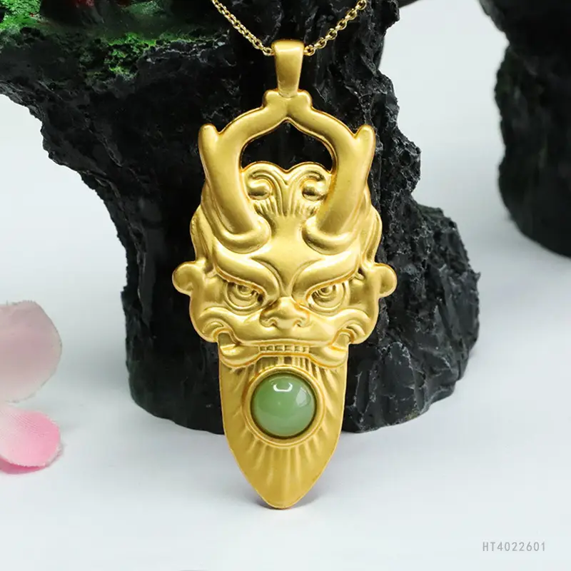 Guan Yu Dragon Head Jade Pendant Necklace Gold Green — feature 7