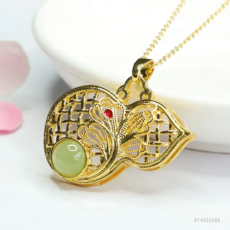 Guan Yu Jade Pendant Necklace Gold Vintage - Image 4
