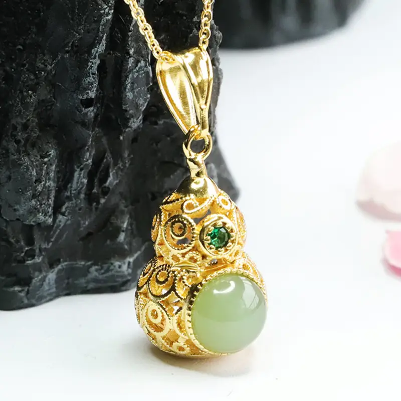 Guan Yu Jade Pendant Necklace with Jasper Gourd Design