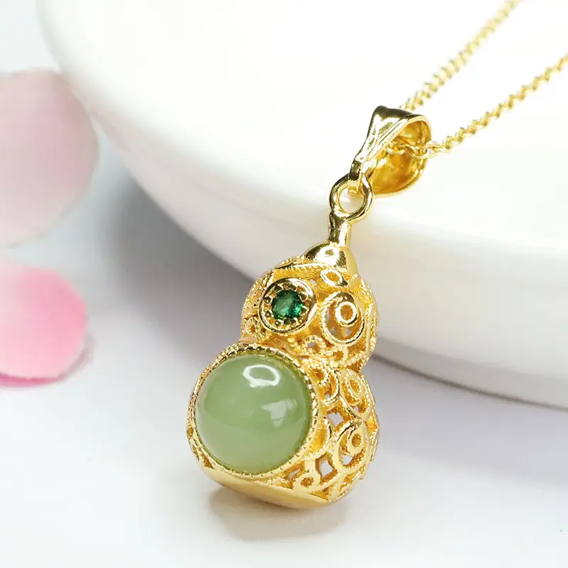 Guan Yu Jade Pendant Necklace with Jasper Gourd Design