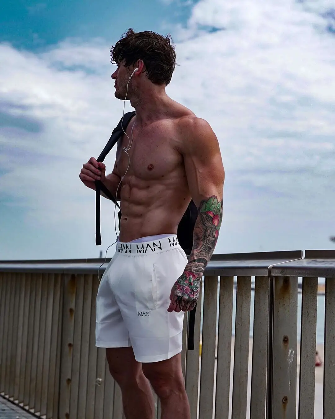 Men's White Quick-Drying Sports Shorts Lightweight — feature 22
