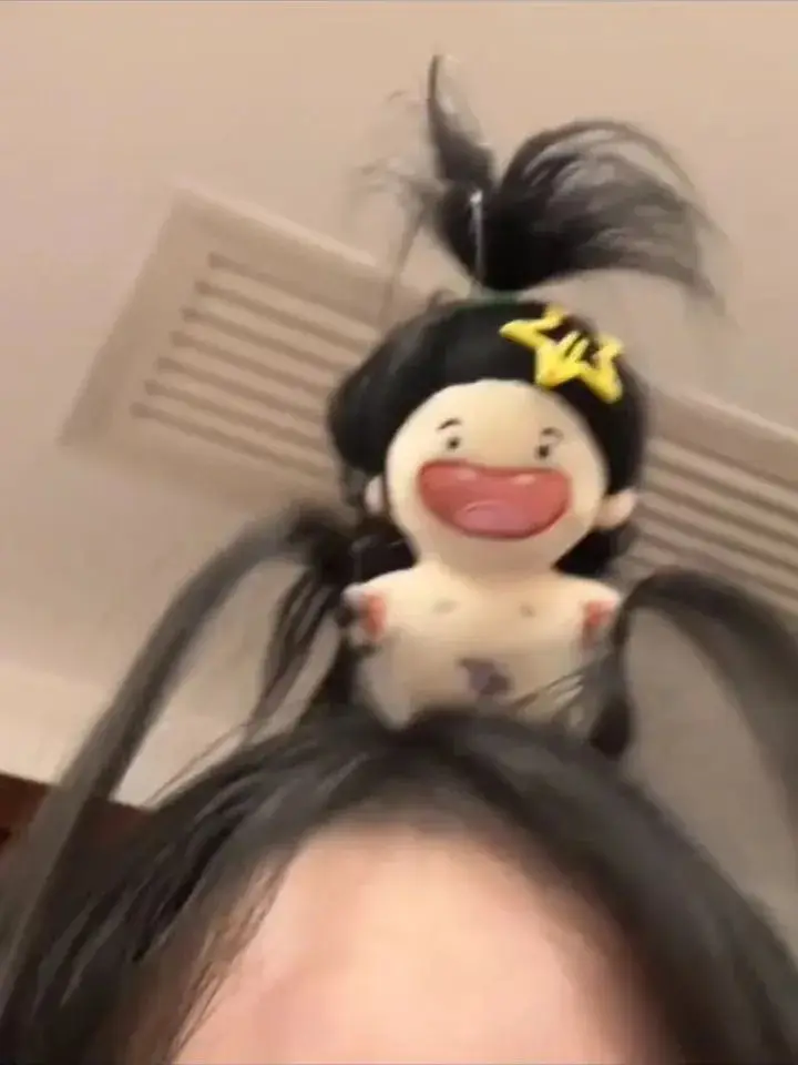 Funny Tooth-Missing Doll Hairpin Clip for Girls — feature 6