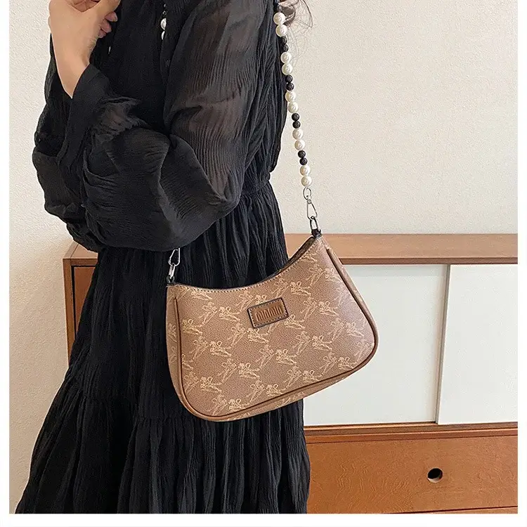 2025 Sanfu Pain Bag Pearl National Print Shoulder Crossbody — feature 29