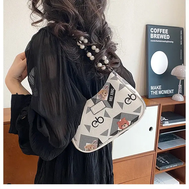 2025 Sanfu Pain Bag Pearl National Print Shoulder Crossbody — feature 37