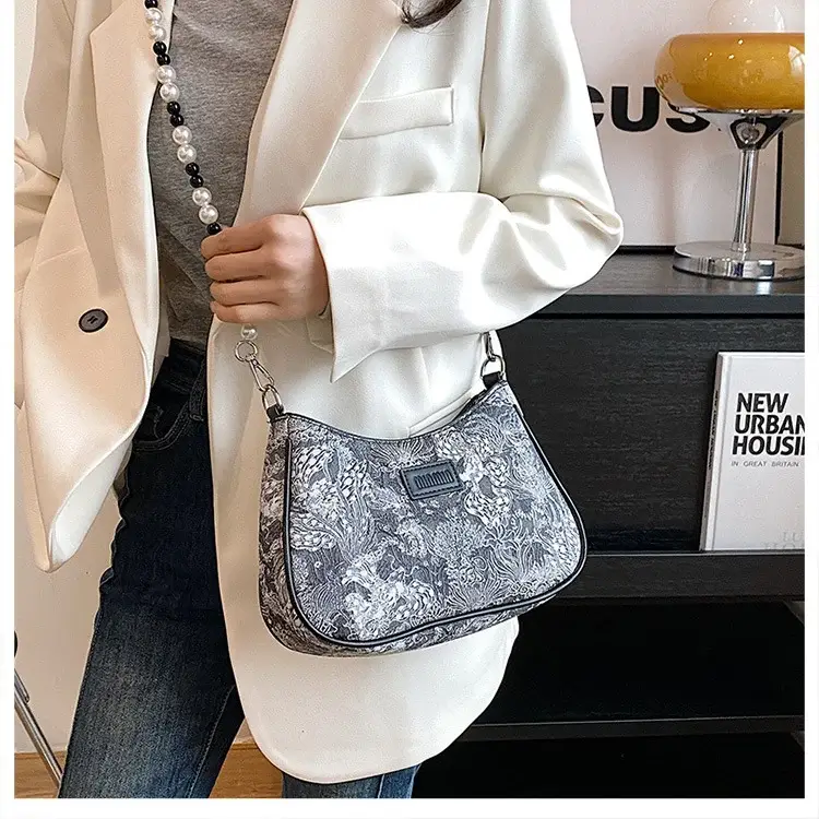 2025 Sanfu Pain Bag Pearl National Print Shoulder Crossbody — feature 39